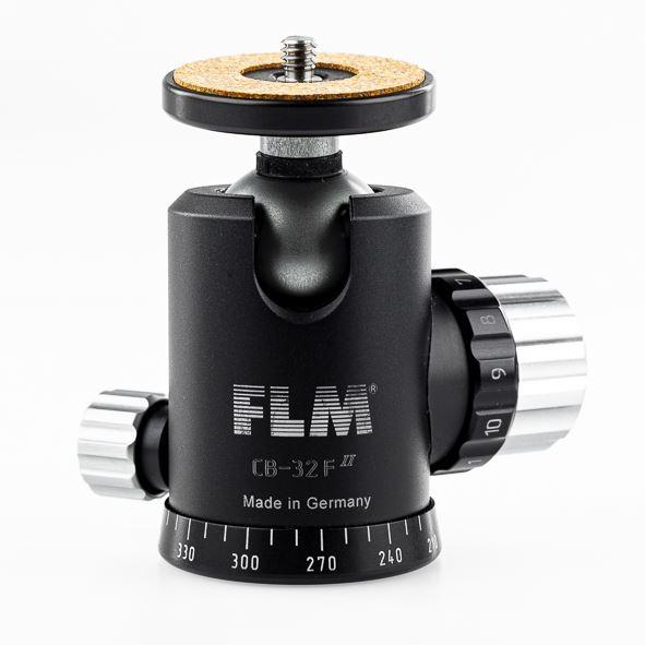 FLM CB-32 F II mit Friktion und versatzfreier Klemmung der Kugel.