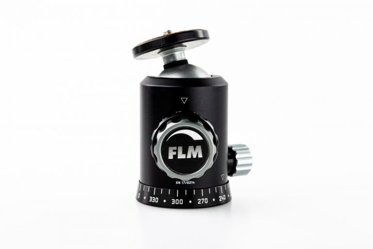 FLM CB-38 F II mit Friktion und versatzfreier Klemmung der Kugel.