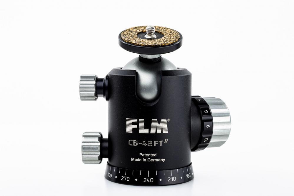 FLM CB-48 FT II mit Friktion und versatzfreier Klemmung der Kugel.