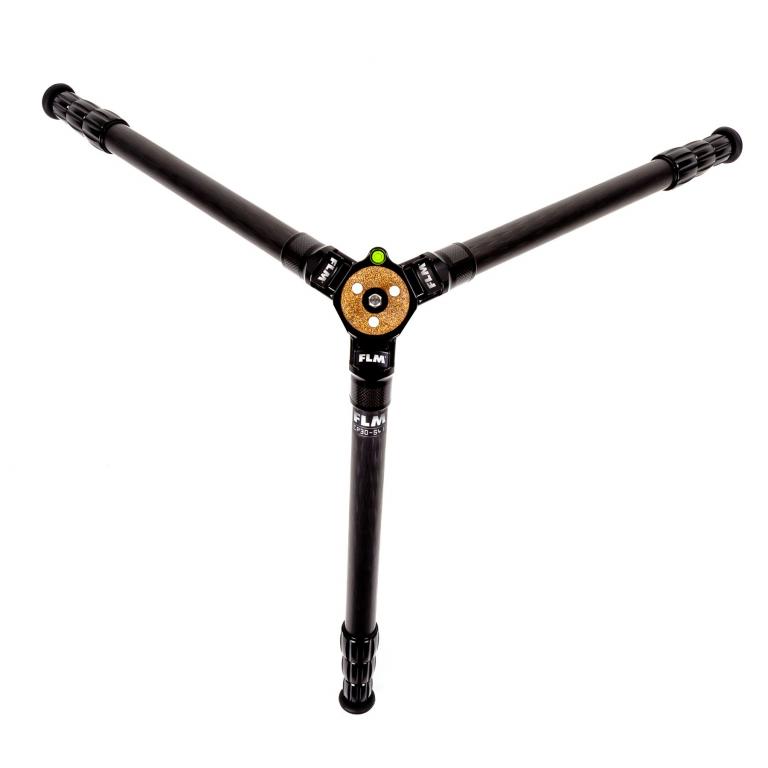 FLM CP-30 S4 II Carbon-Aluminium-Stativ mit drei Beinen.