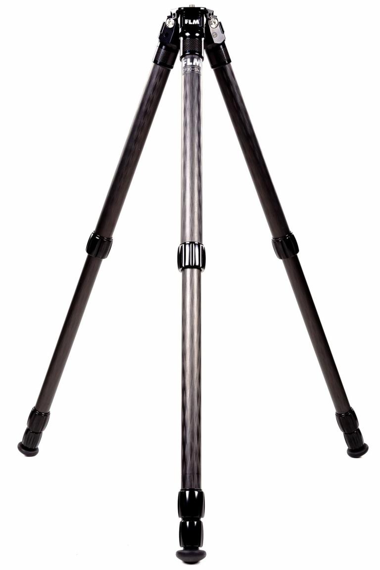 FLM CP-30 S4 II Carbon-Aluminium-Stativ mit drei Beinen.