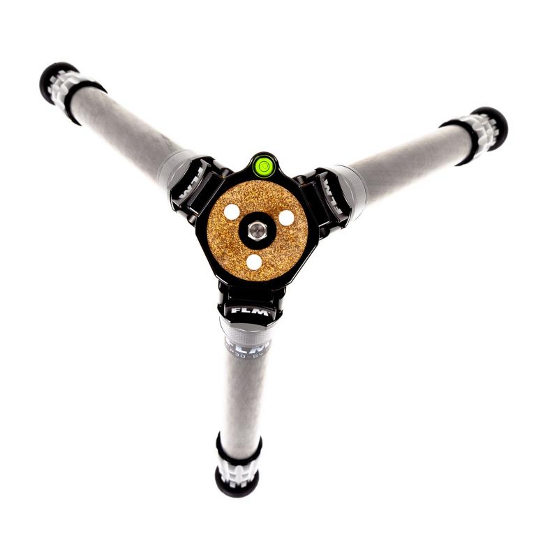 FLM CP-30 S4 II Carbon-Aluminium-Stativ mit drei Beinen.