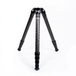 FLM CP-38 L5 II Carbon-Aluminium-Stativ mit drei Beinen.
